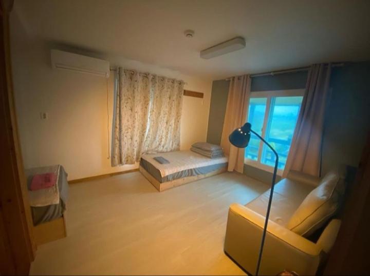 Warang Guesthouse Čedžu Exteriér fotografie